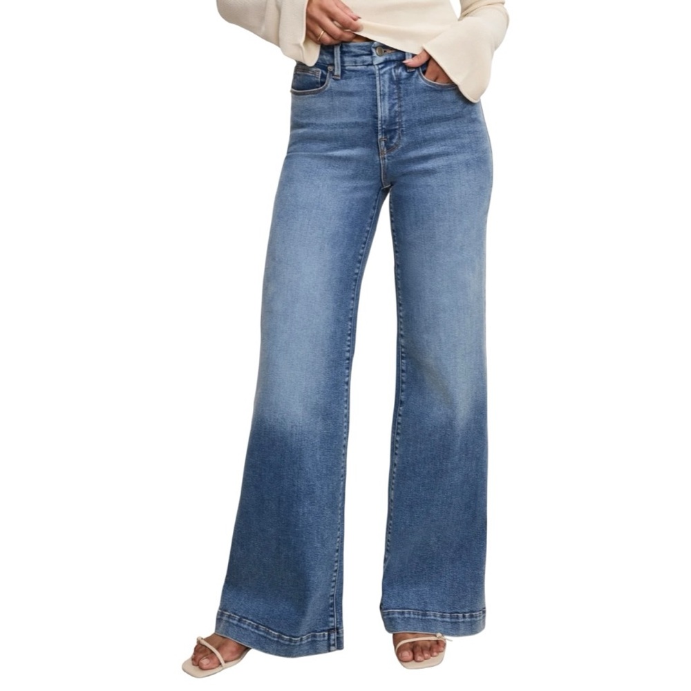 Good American Mid Rise Flare Jeans